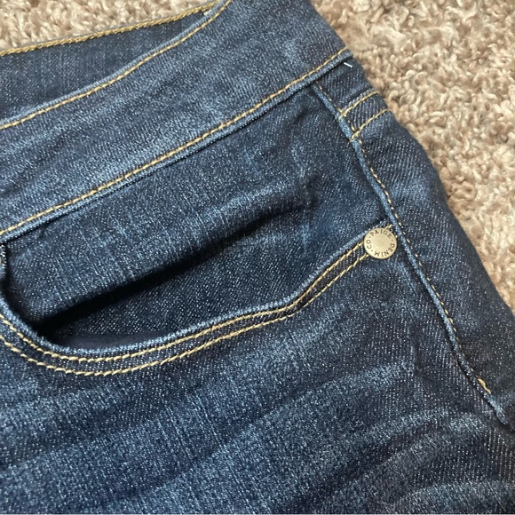 PAIGE Kylie Crop Jeans - Picture 5 of 10